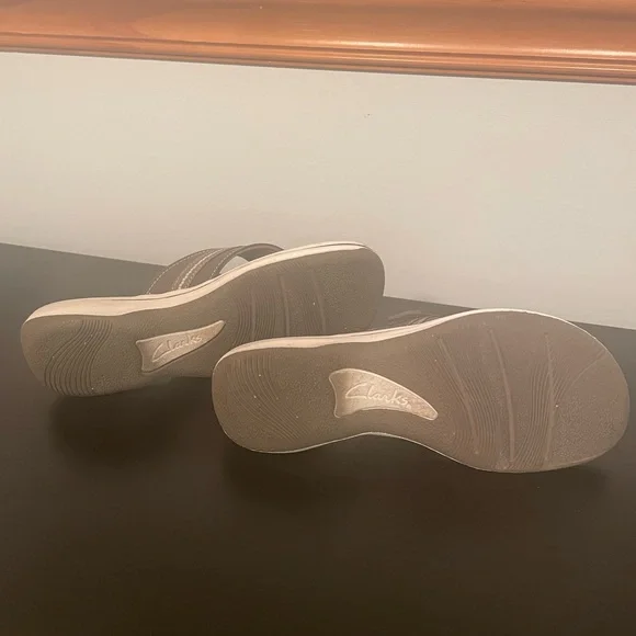 Clarks flip flops Cloudsteppers cushionsoft - Picture 2 of 8